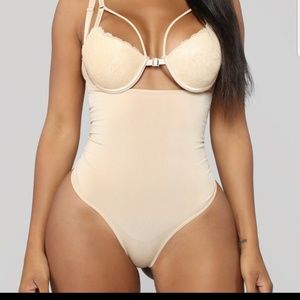 Thong seamless shapewear Nude and Black